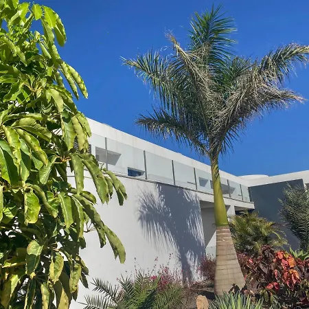 Casa Punta Blanca * La Oliva